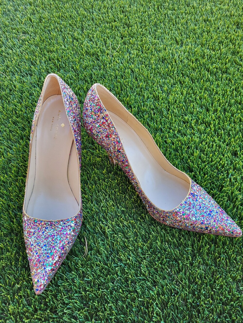 Kate Spade Licorice Too Pointed-Toe Multi-Glitter 4" Stilleto. Size 9